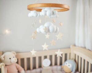 Baby-Mobile Little Loua: Handgefertigt mit Liebe zum Detail.