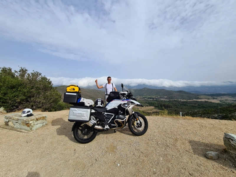 Wie planst du eine individuelle Korsika-Motorradreise?