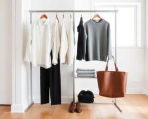 Was macht minimalistische Kleidung praktisch?