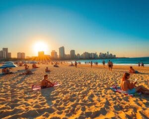 Was macht Tel Aviv fuer Strandfans interessant?